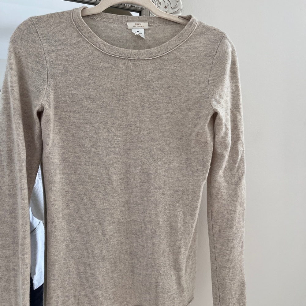 J crew cashmere sweater beige women’s xs luxury
